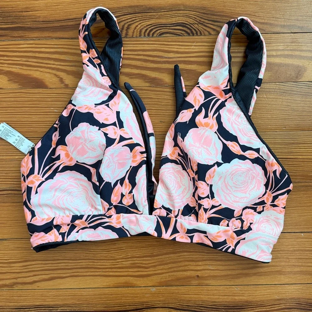 Maaji 3 Bikini Top Bundle Medium NWOT